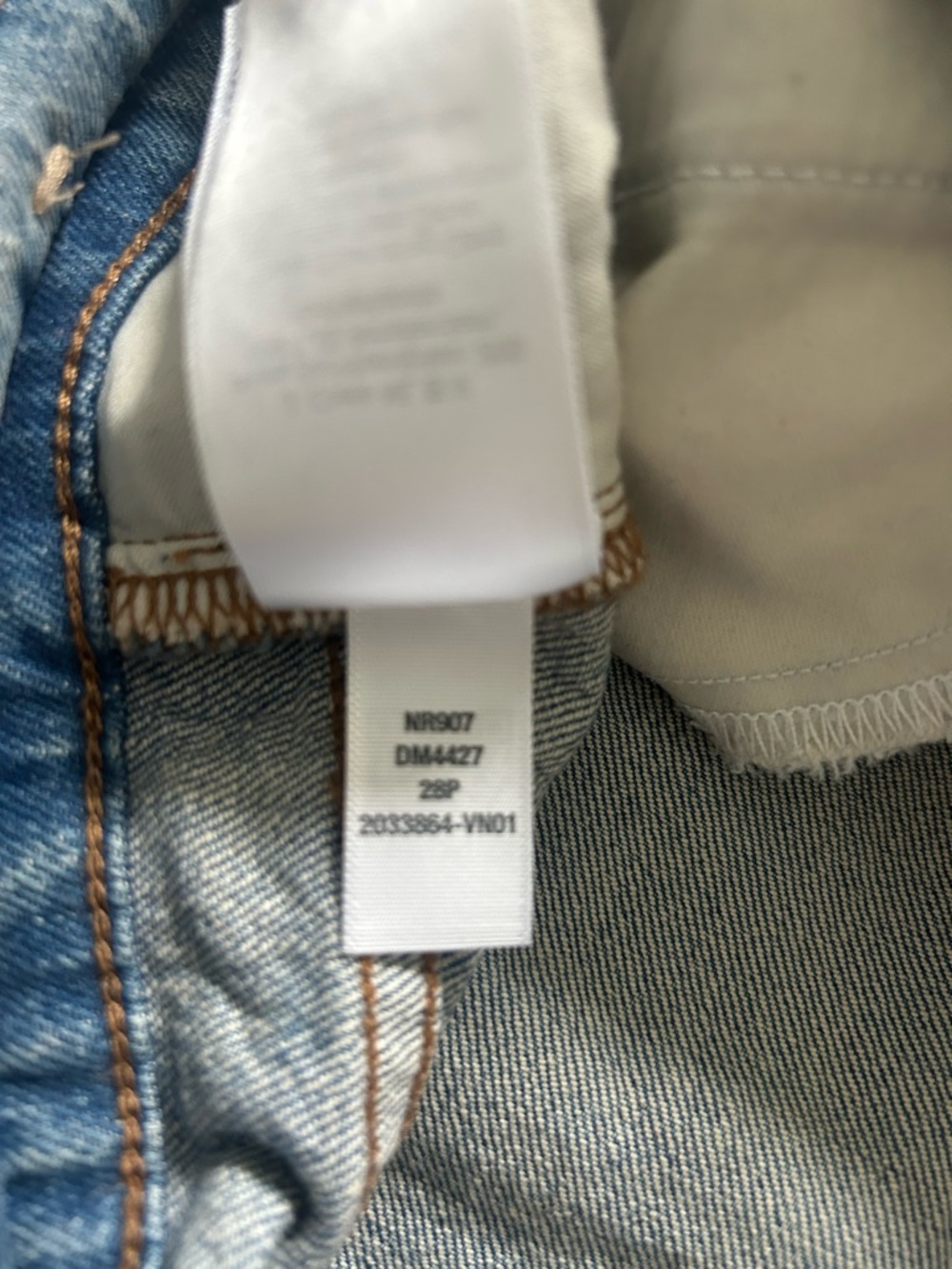 Like New! Madewell Women’s Darted Barrel size 28 - Picture 3 of 5